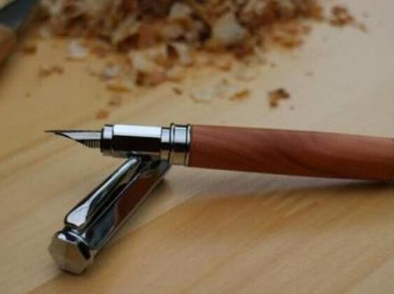 钢笔使用与养护技巧知识